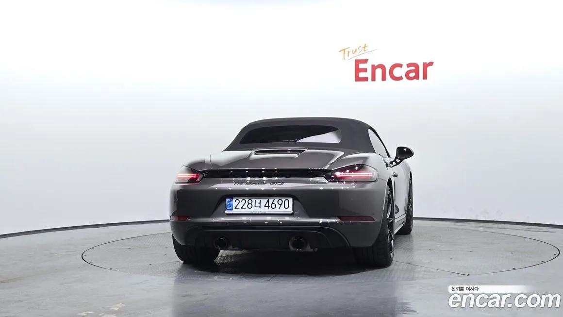 Porsche 718 2024 из KR, фото 4