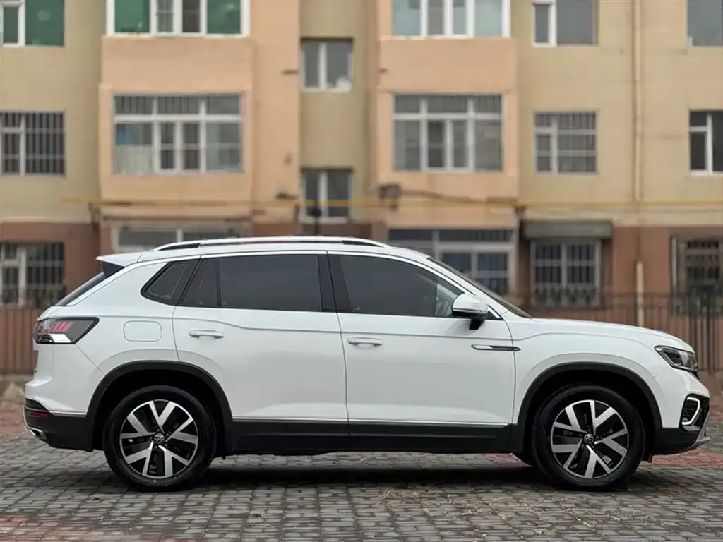Volkswagen Tayron 2023 из CN, фото 10