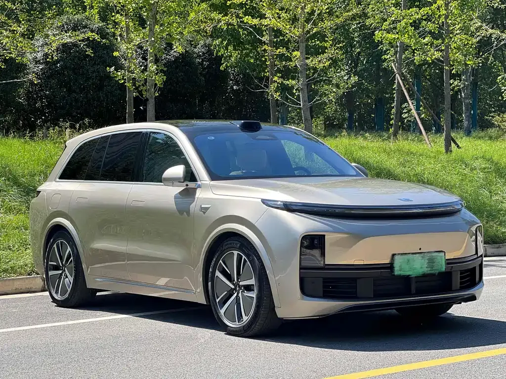 Li Auto L8 2024 из CN, фото 3
