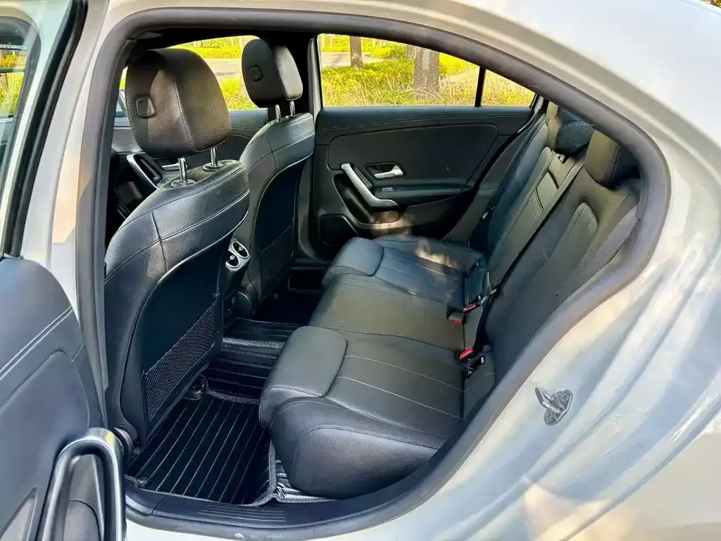 Mercedes-Benz A-Class 2021 из CN, фото 8