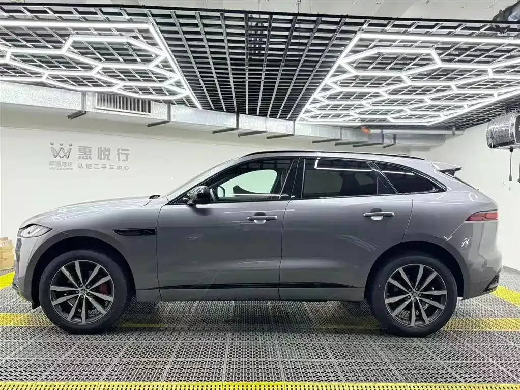 Jaguar F-PACE 2023 из CN, фото 3