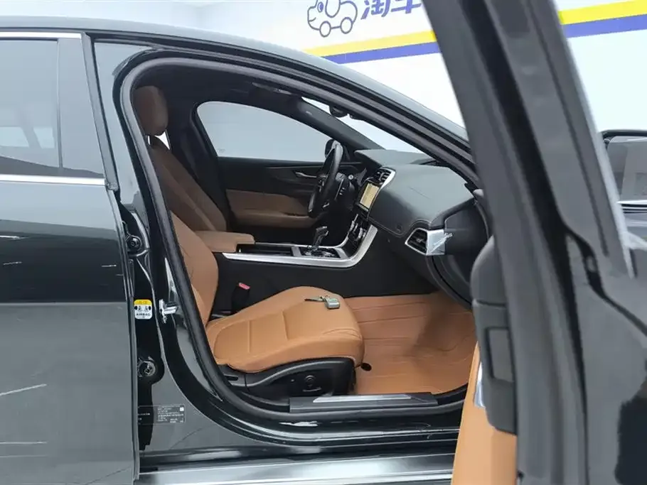 Jaguar XEL 2022 из CN, фото 8