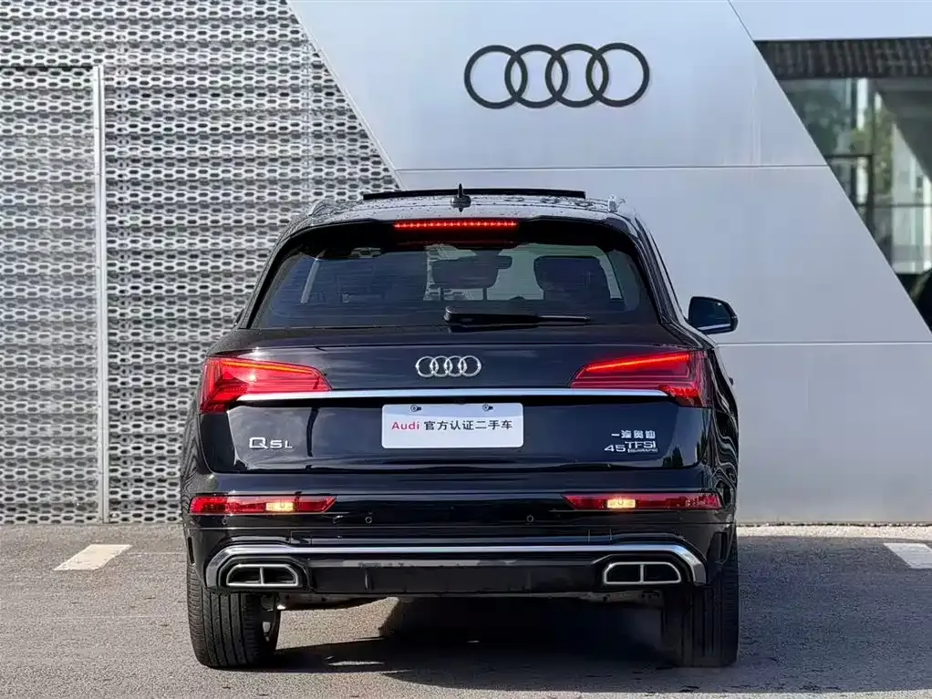 Audi Q5L 2021 из CN, фото 2
