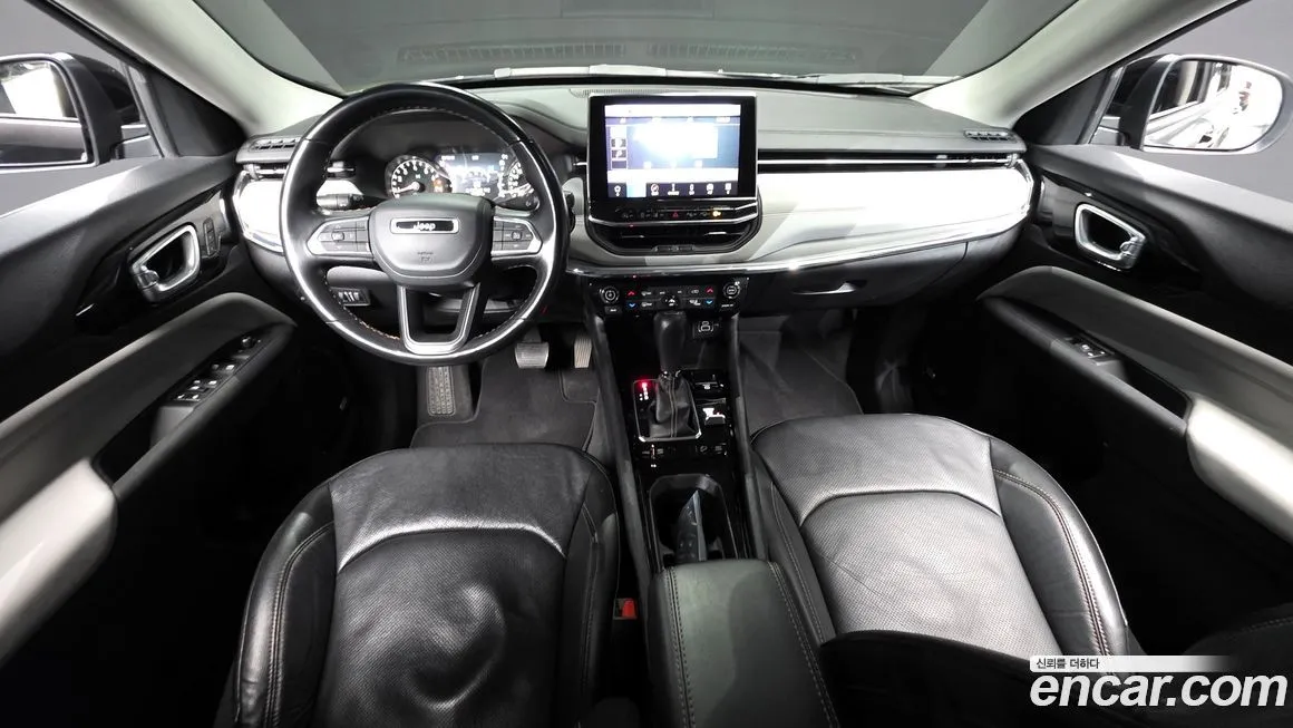 Jeep Compass — фото 7