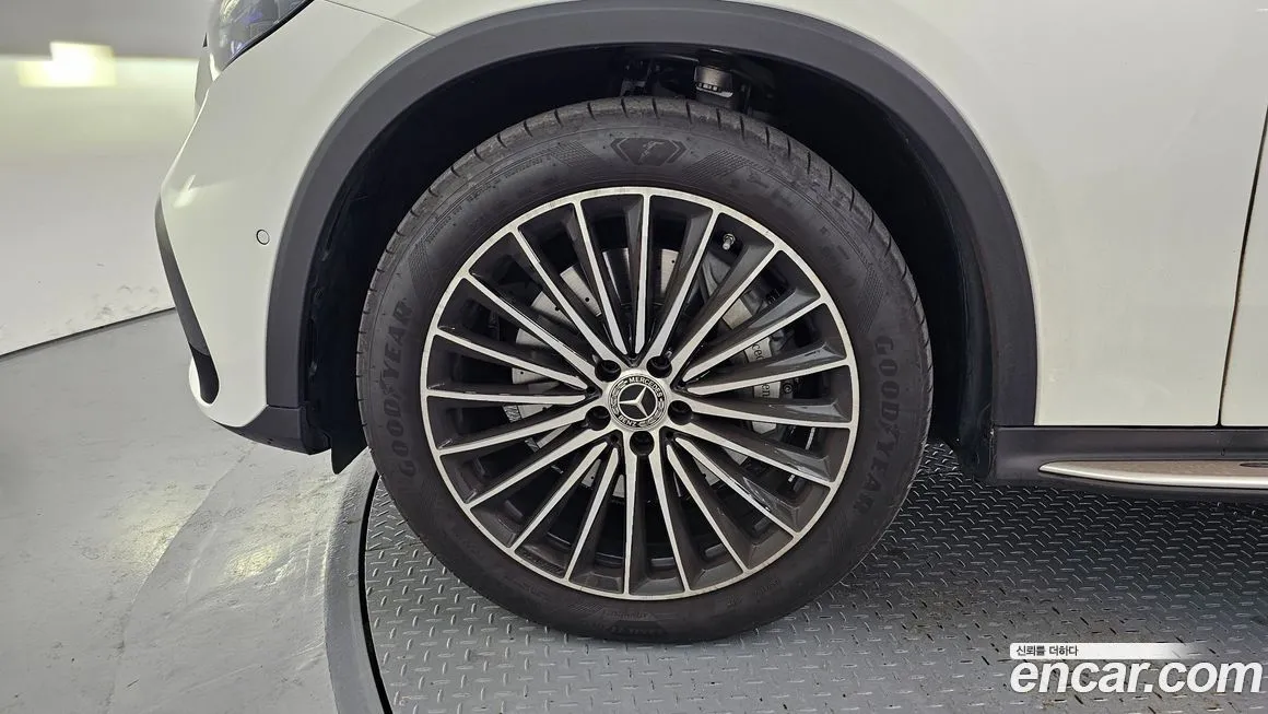 Mercedes-Benz GLC-Class 2024 из KR, фото 5