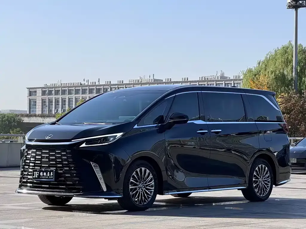Lexus LM 2024 из CN, фото 2