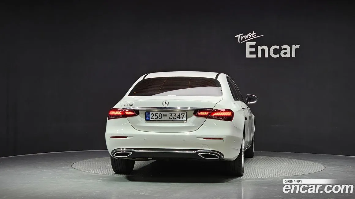 Mercedes-Benz E-Class 2022 из KR, фото 4