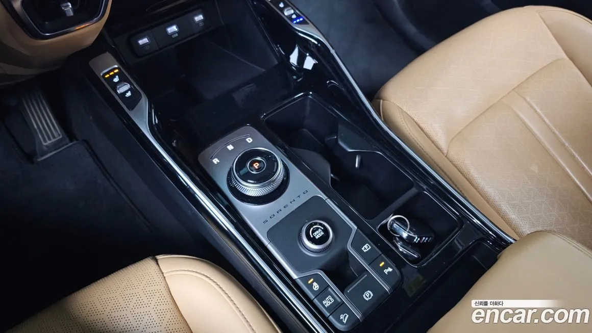 Kia Sorento — фото 9