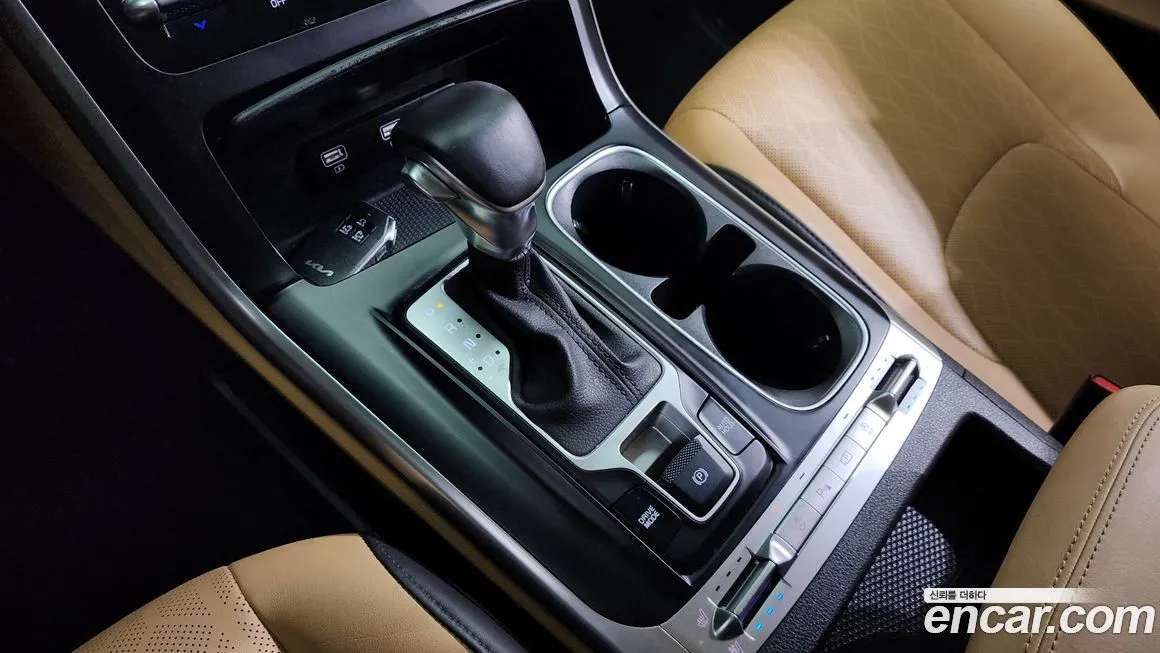 Kia Carnival 2022 из KR, фото 9