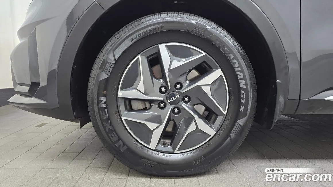 Kia Sorento — фото 5