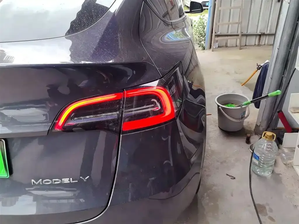 Tesla Model Y 2022 из CN, фото 8