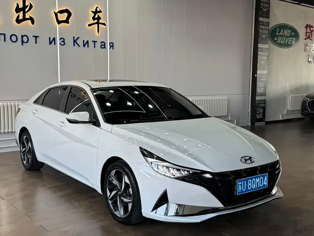 Hyundai Elantra 2023 из CN, фото 3