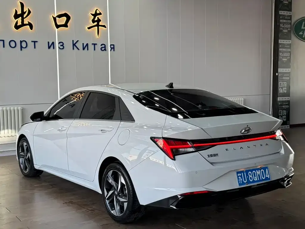 Hyundai Elantra 2023 из CN, фото 7