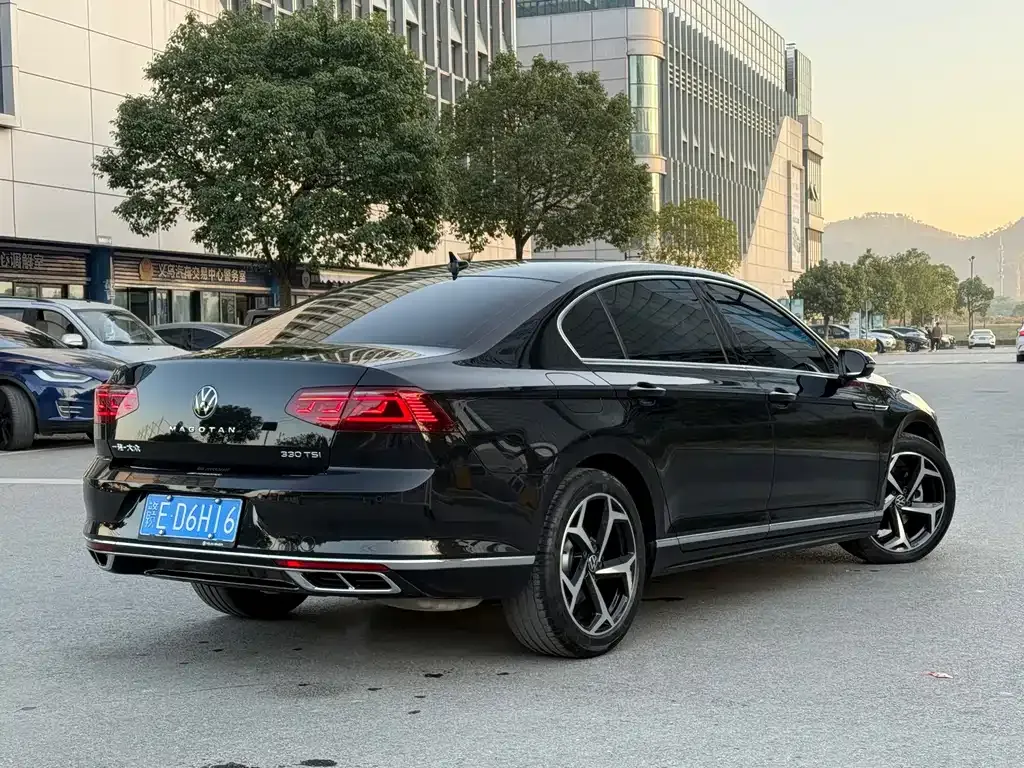 Volkswagen Magotan 2024 из CN, фото 4