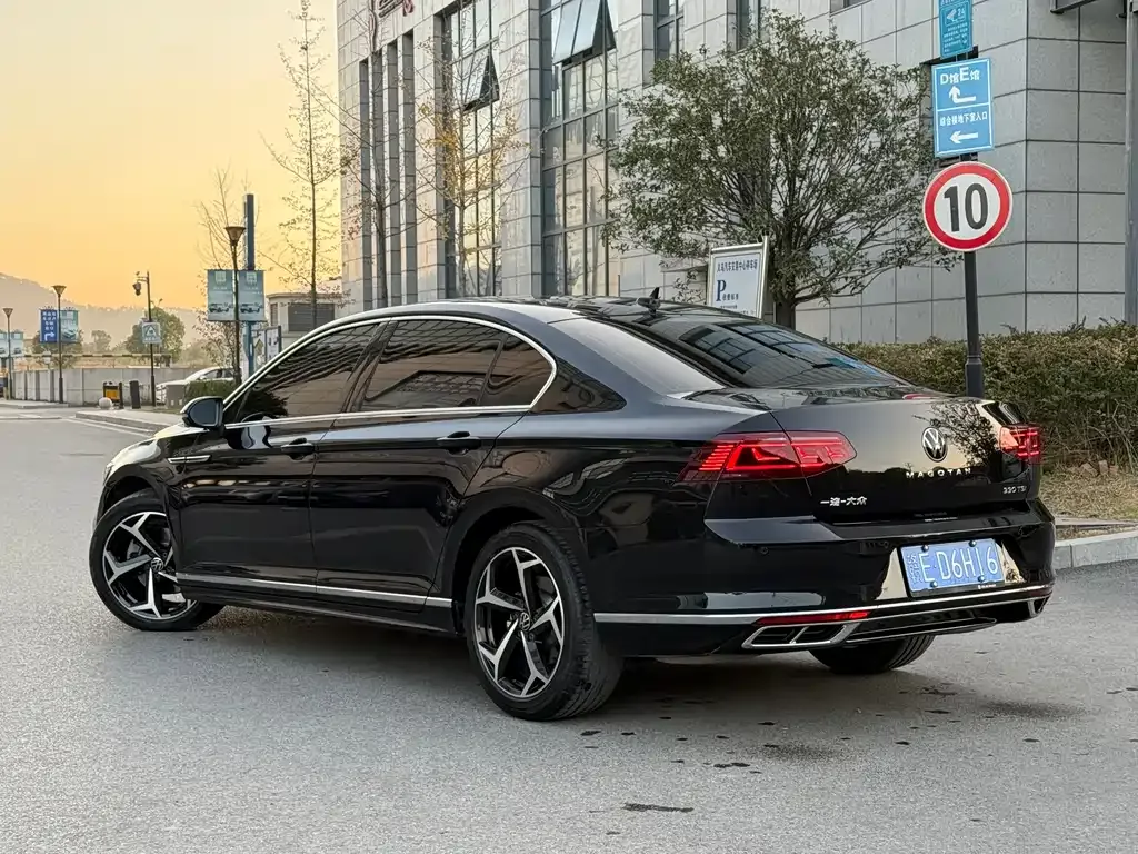 Volkswagen Magotan 2024 из CN, фото 5