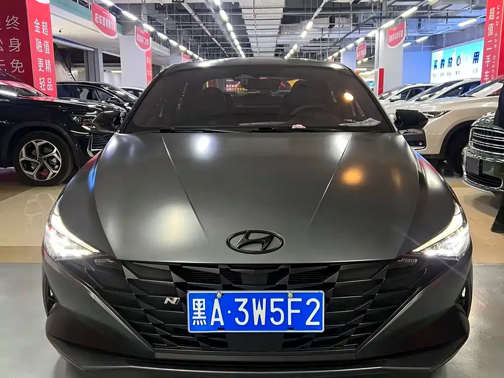 Hyundai Elantra 2023 из CN, фото 1