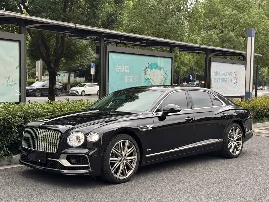 Bentley Flying Spur PHEV 2023 из CN, фото 1
