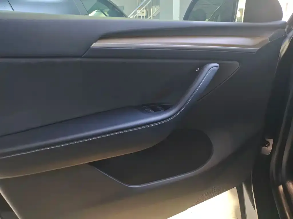 Tesla Model Y 2022 из CN, фото 10