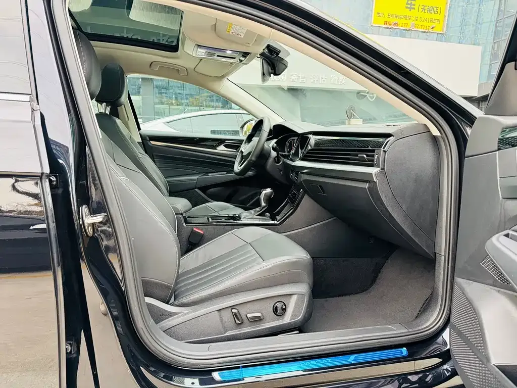 Volkswagen Passat — фото 7