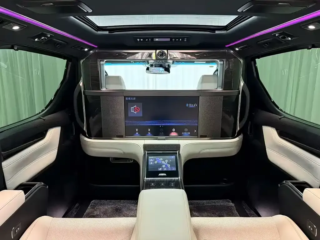 Lexus LM 2022 из CN, фото 5