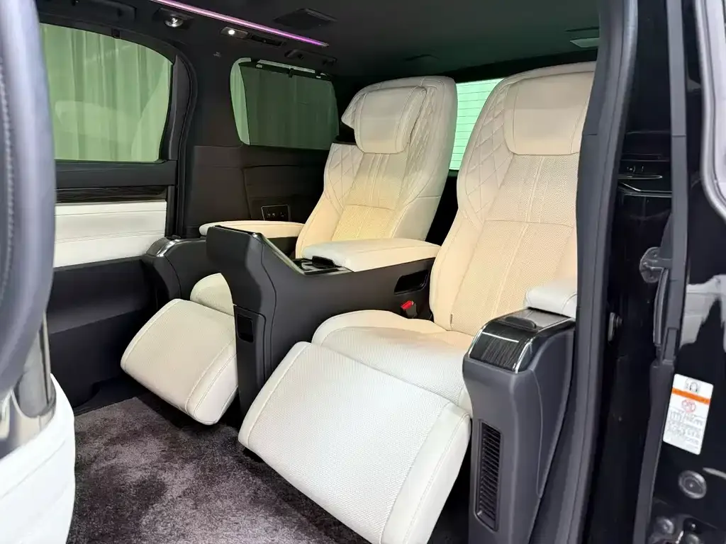 Lexus LM 2022 из CN, фото 6