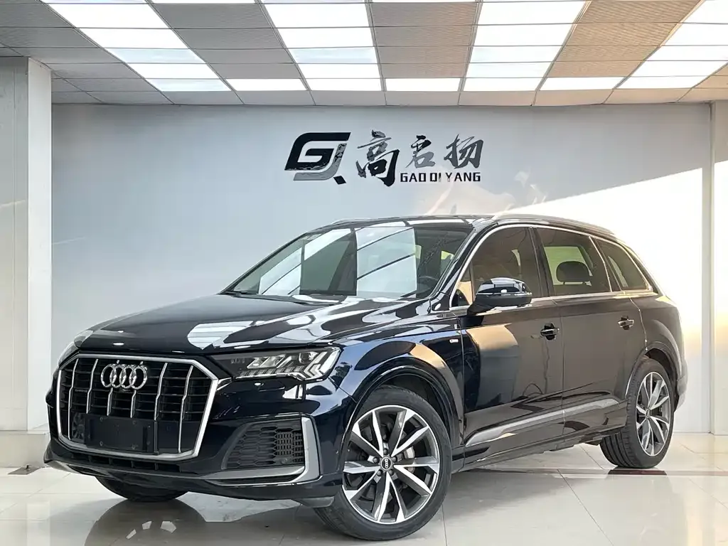 Audi Q7 2021 из CN, фото 1