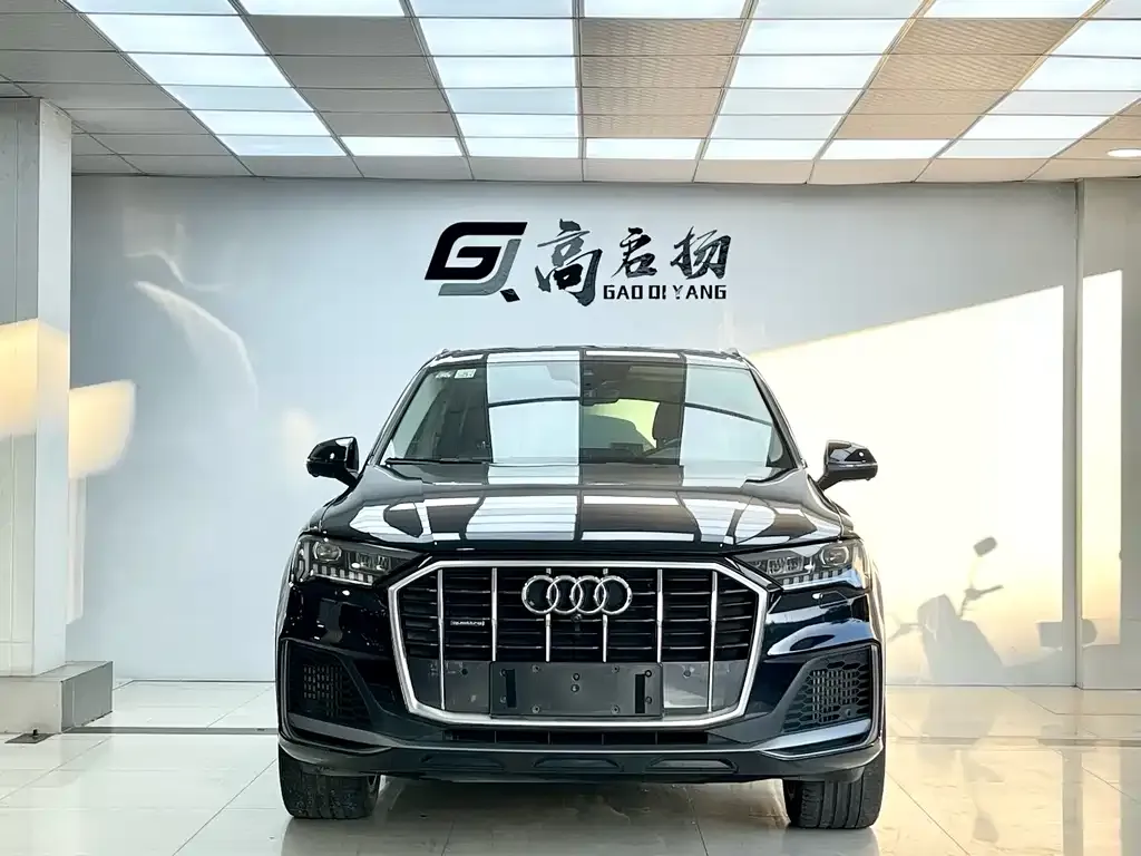 Audi Q7 2021 из CN, фото 2