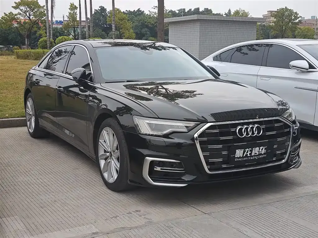 Audi A6L 2023 из CN, фото 3