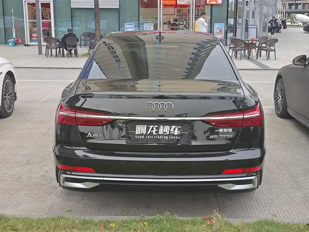 Audi A6L 2023 из CN, фото 8