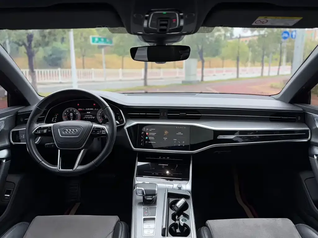 Audi A6L 2024 из CN, фото 6