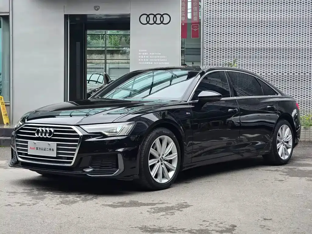 Audi A6L — фото 1