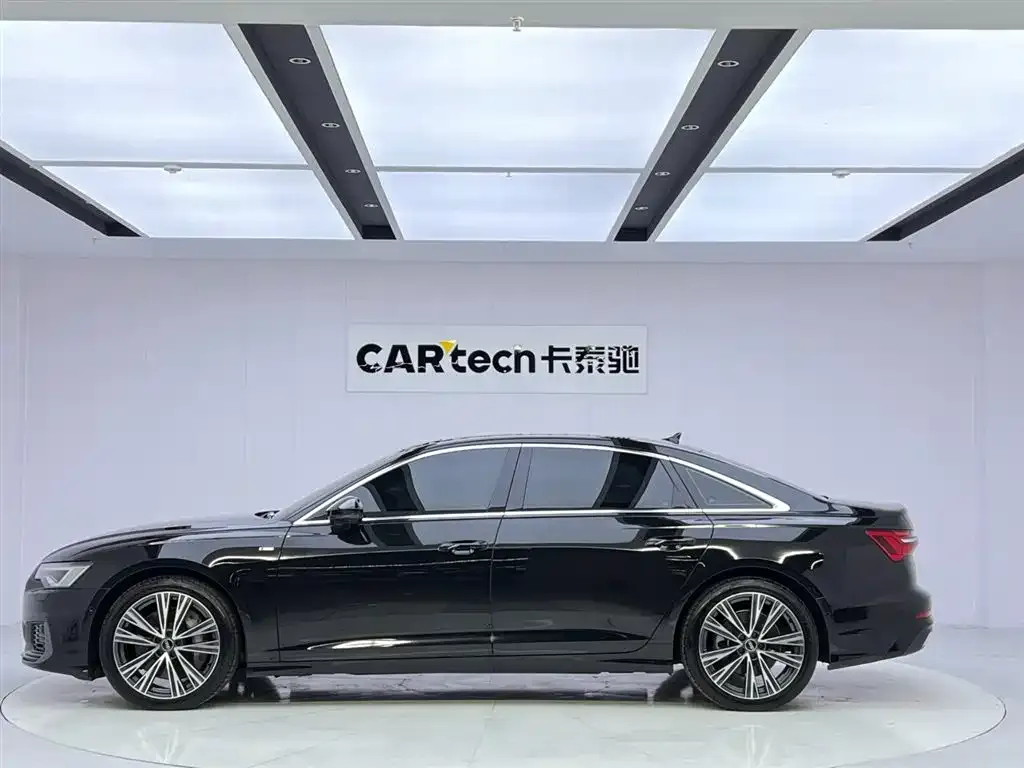 Audi A6L 2022 из CN, фото 2