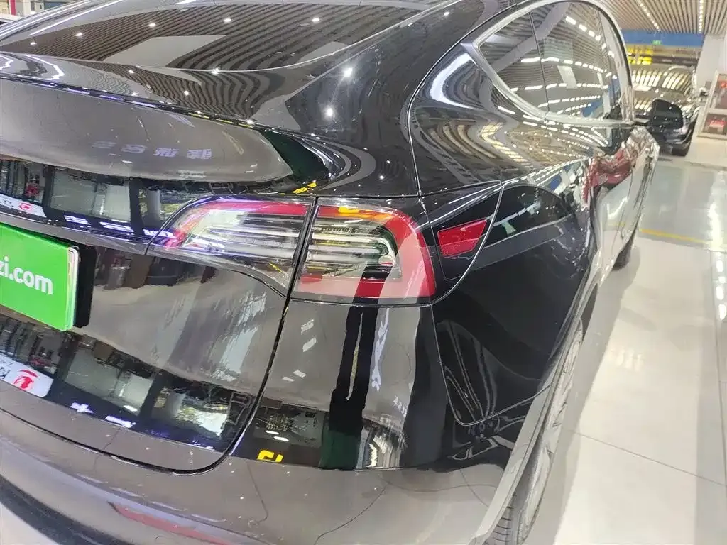 Tesla Model Y 2022 из CN, фото 8