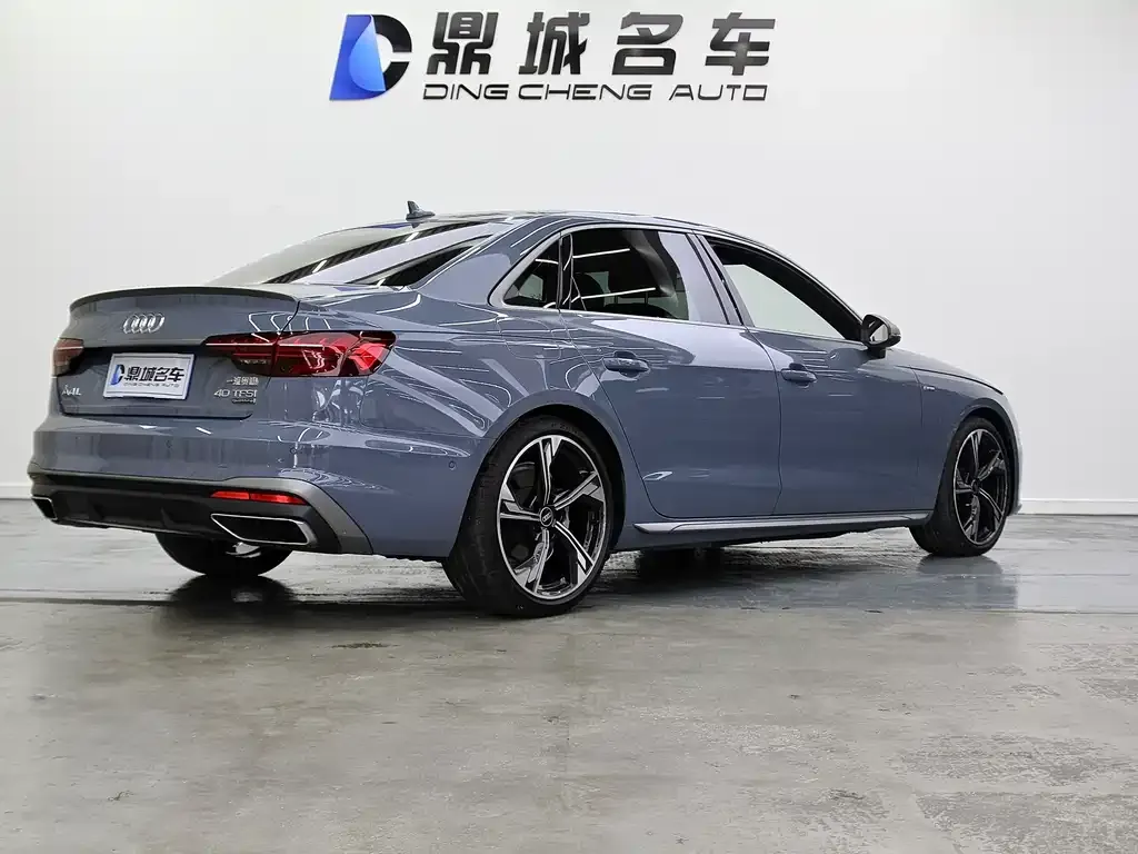 Audi A4L 2022 из CN, фото 5