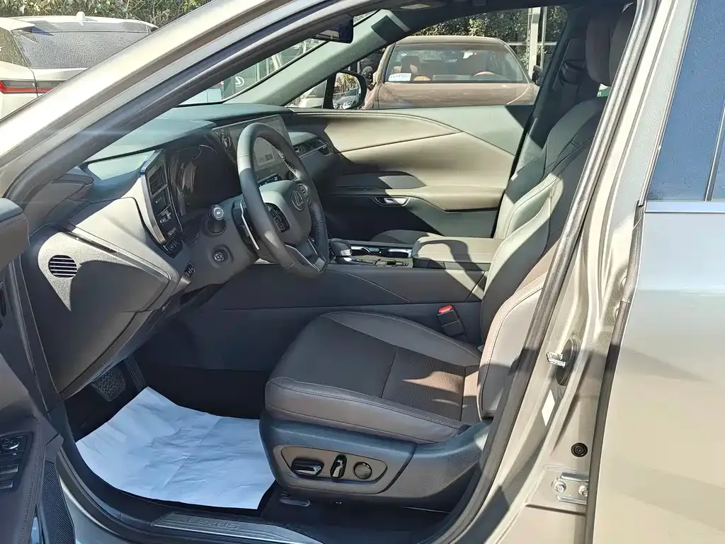 Lexus RX 2024 из CN, фото 4