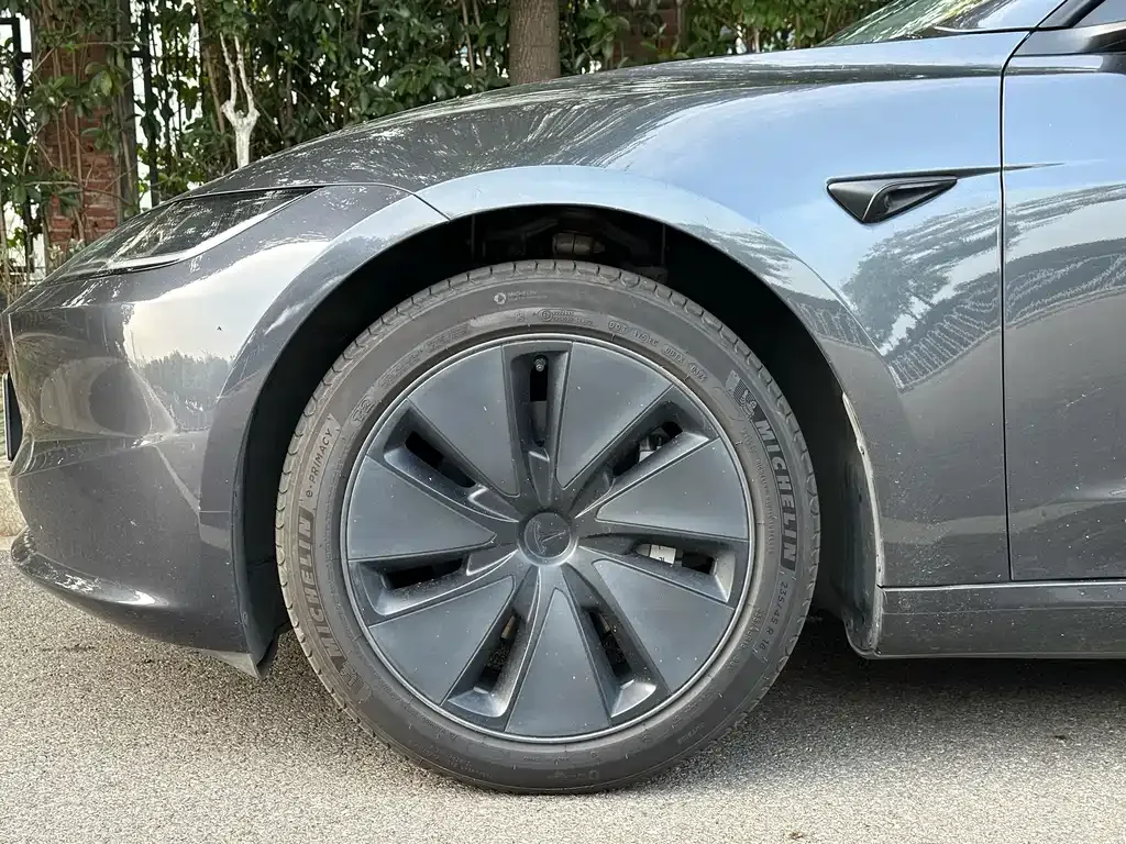 Tesla Model 3 2024 из CN, фото 5