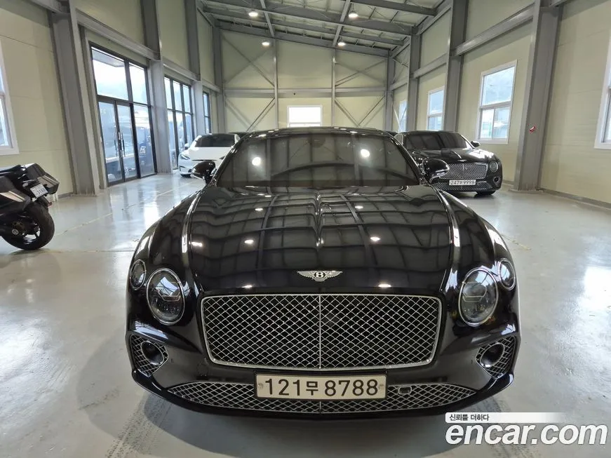 Bentley Continental 2022 из KR, фото 1