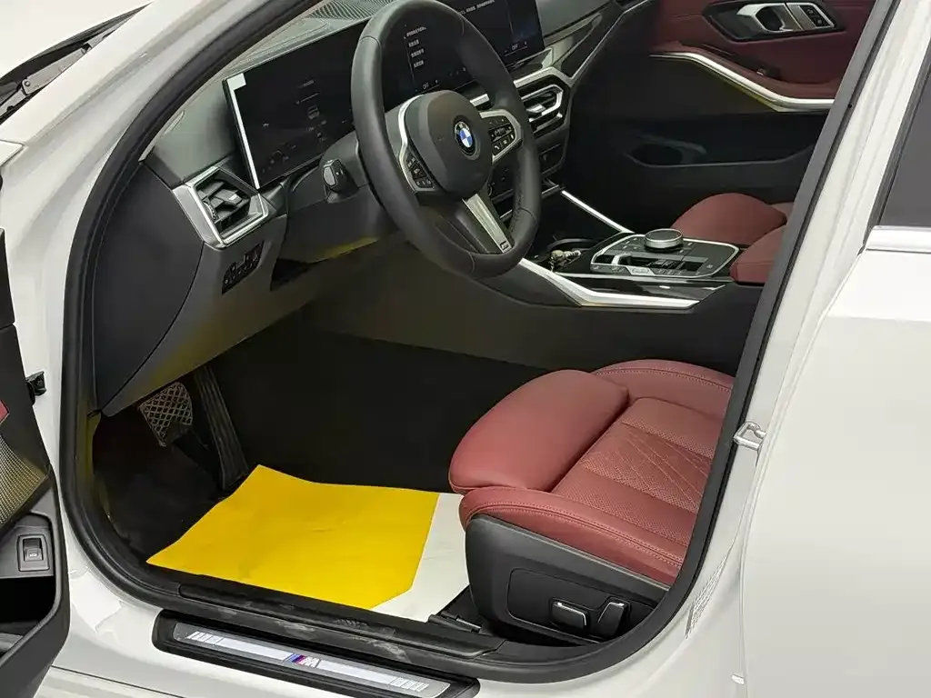 BMW 3 Series 2024 из CN, фото 8
