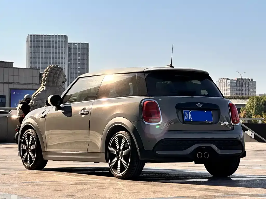 MINI Cooper (3-door) 2021 из CN, фото 4