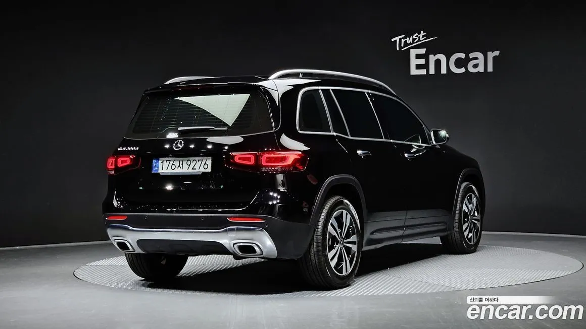 Mercedes-Benz GLB-Class — фото 2