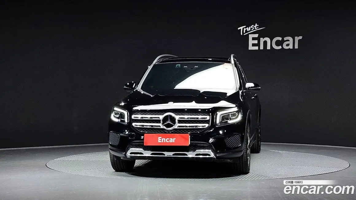 Mercedes-Benz GLB-Class — фото 3