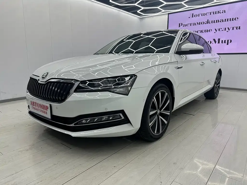 Skoda Superb 2023 из CN, фото 1