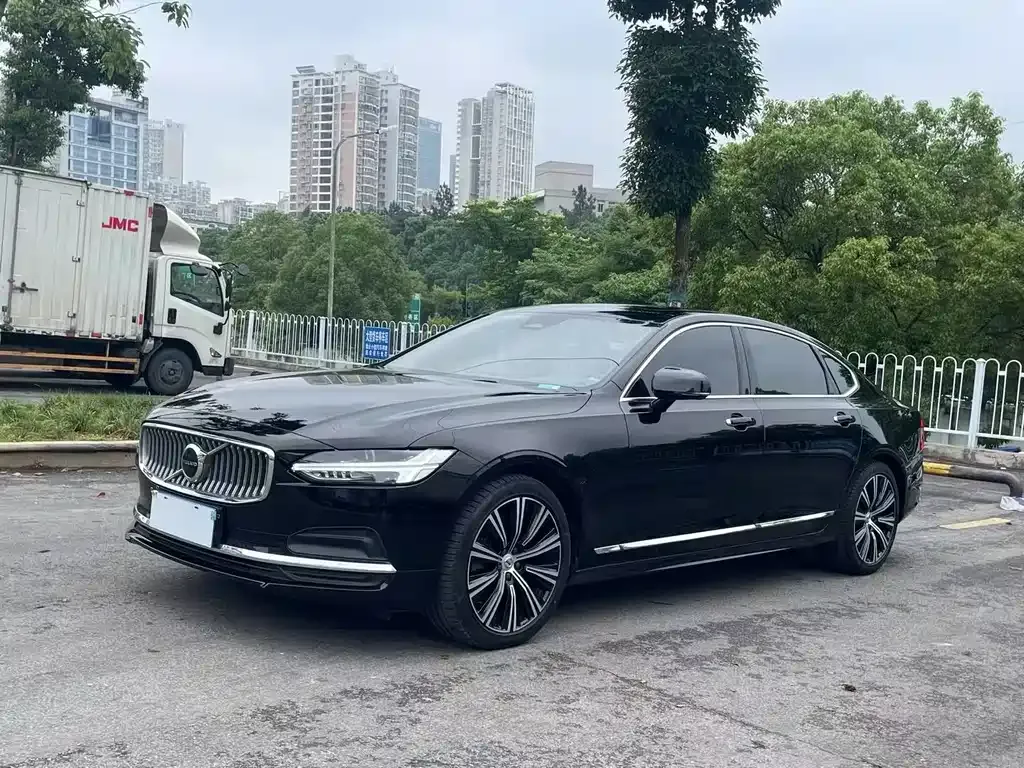 Volvo S90 2022 из CN, фото 1