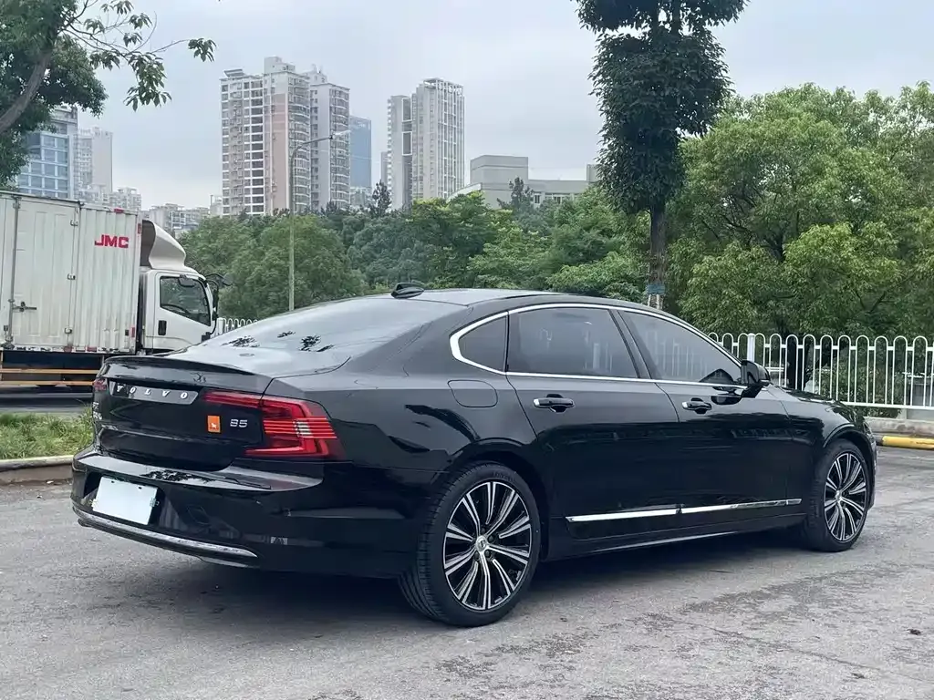 Volvo S90 2022 из CN, фото 8