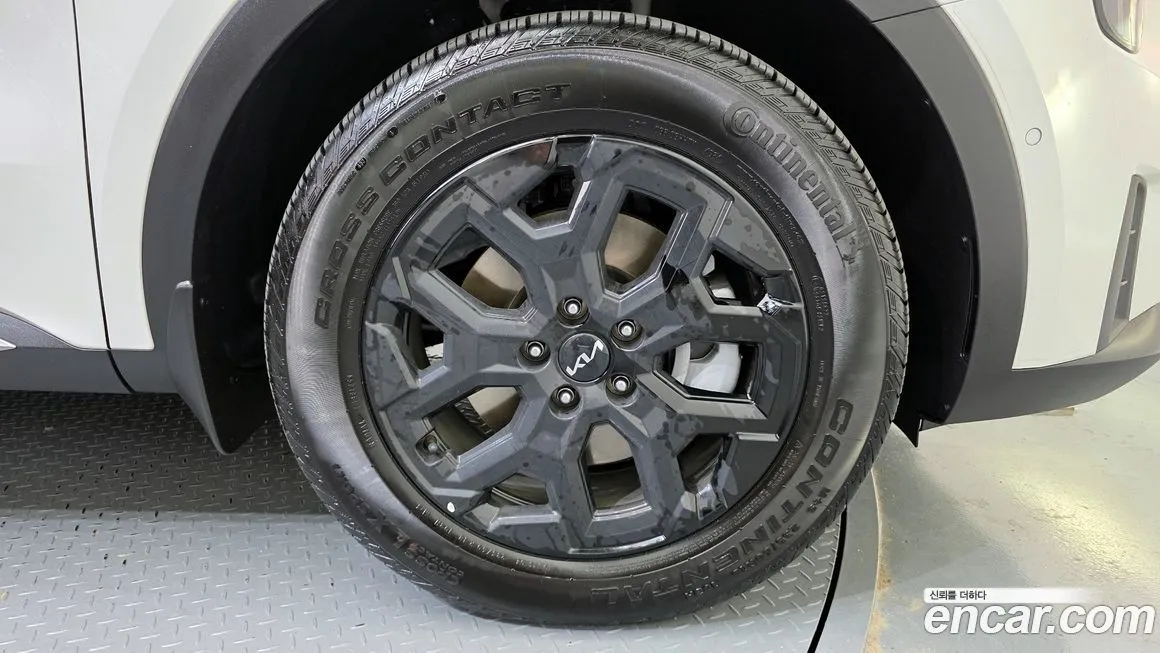 Kia Sorento — фото 5