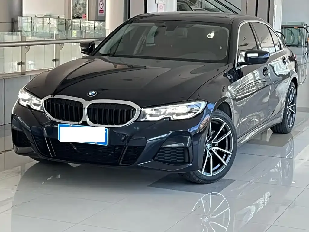 BMW 3 Series 2021 из CN, фото 1