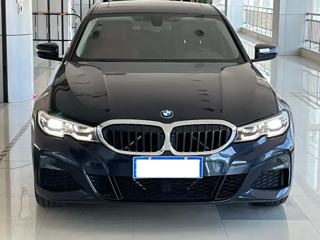 BMW 3 Series 2021 из CN, фото 2