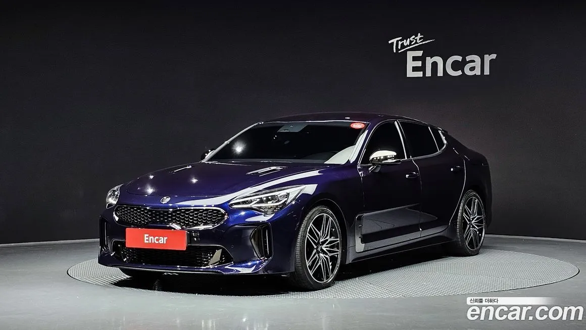 Kia Stinger — фото 1
