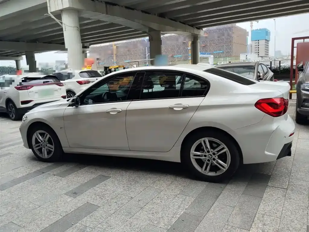 BMW 1 Series 2021 из CN, фото 5