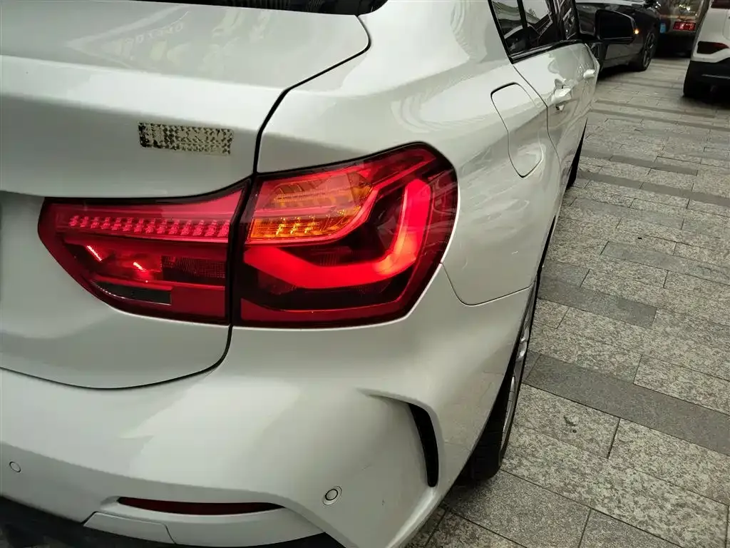 BMW 1 Series 2021 из CN, фото 8
